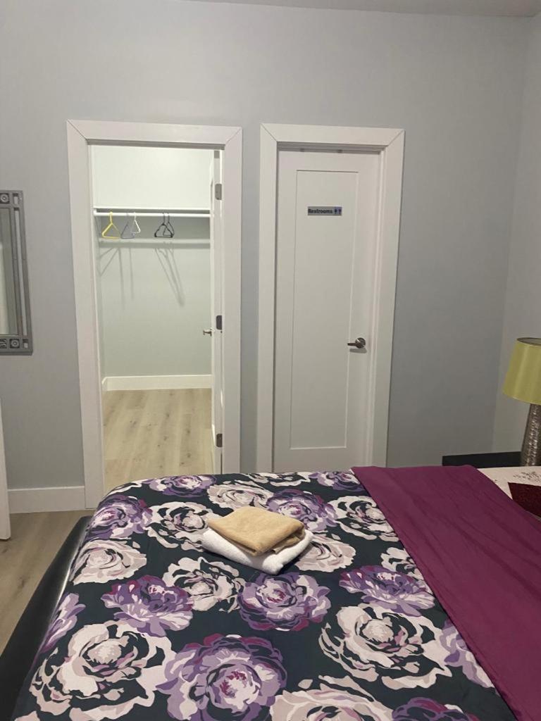 King 8mins To Airport * Newark