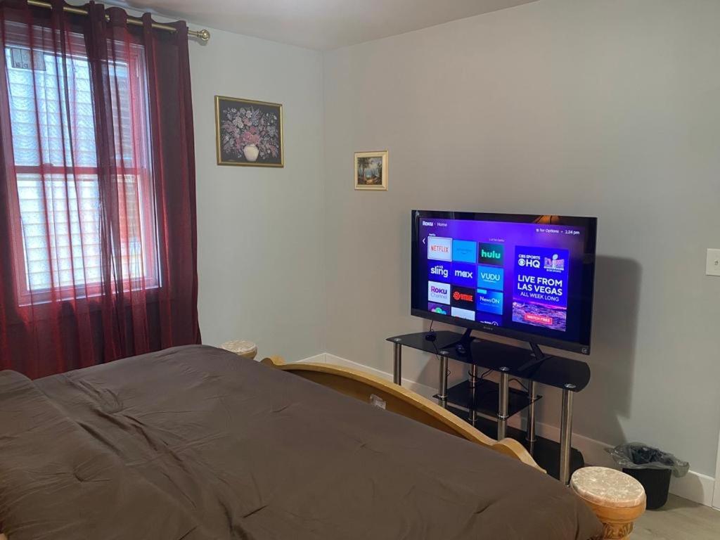 Quarto em Acomodações Particulares King 8mins To Airport *
