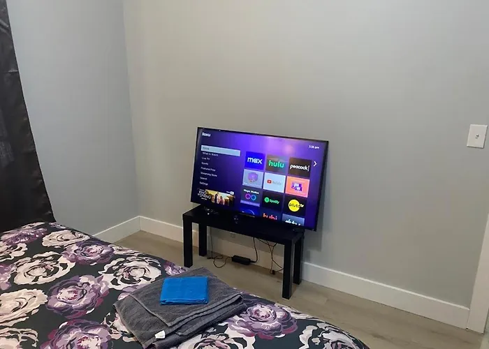 King Suite 8Mins To Newark Airport